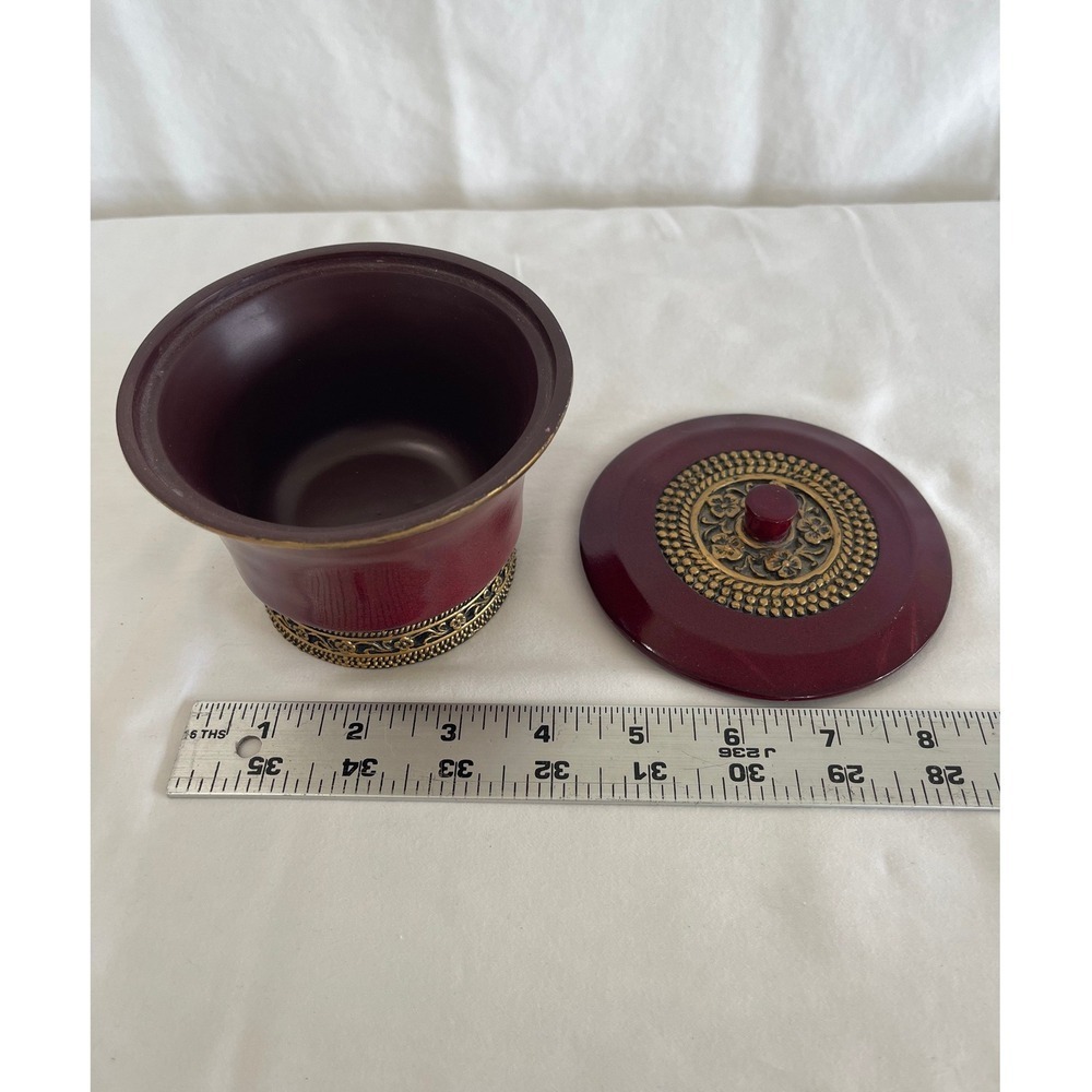 Trinket Box Gold Filigree Ornate Decorative Jewelry Jar 4" Burgundy Lidded - Picture 3 of 3